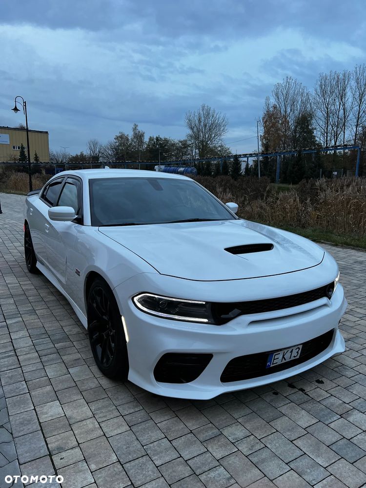 Dodge Charger 6.4 Scat Pack - 22