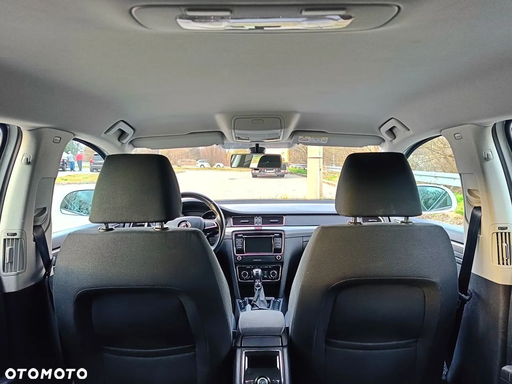 Skoda Superb 1.4 TSI Active - 24