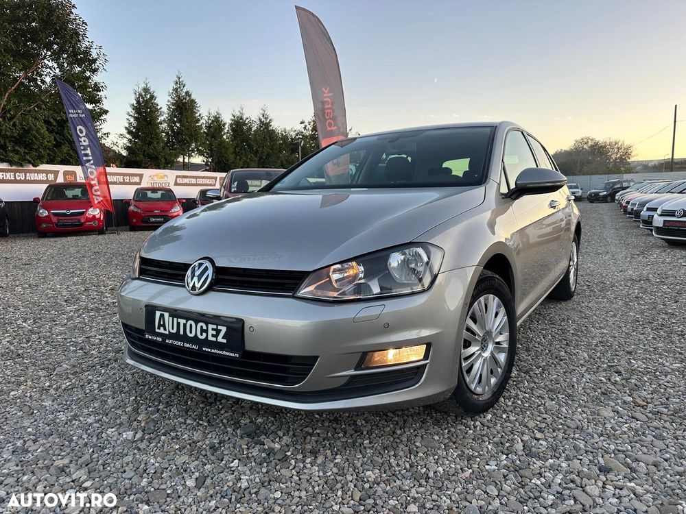 Volkswagen Golf - 2