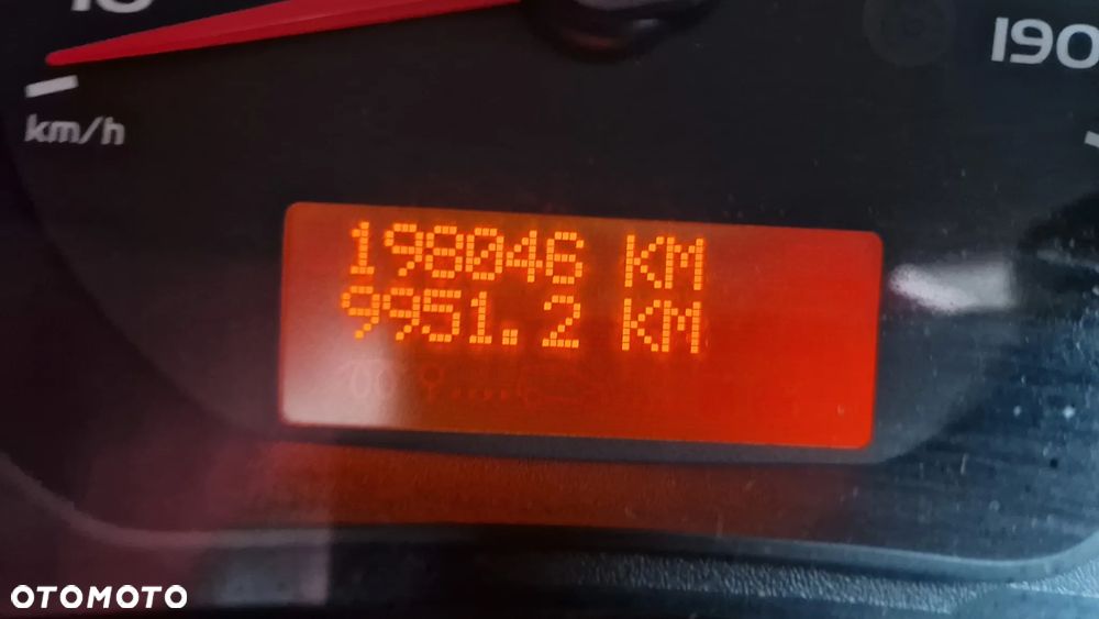 Renault Clio - 18