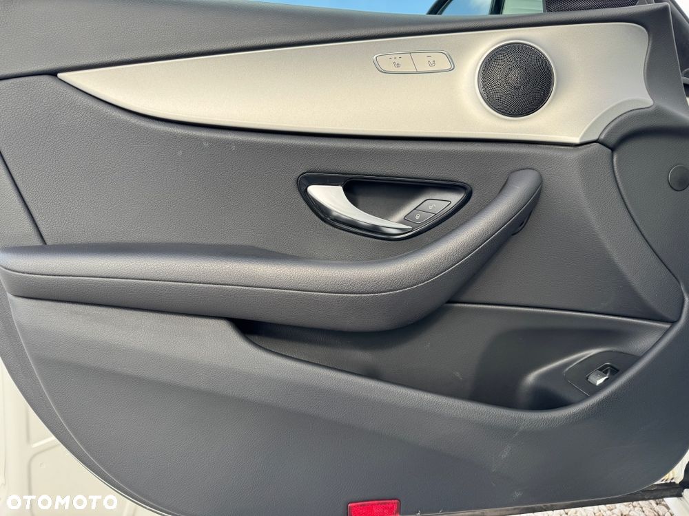 Mercedes-Benz Klasa E 220 d 9G-TRONIC Avantgarde - 18