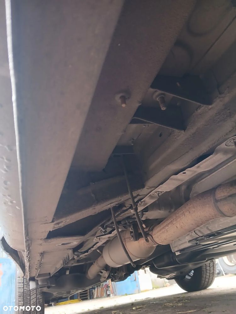 Mercedes-Benz Vito - 14