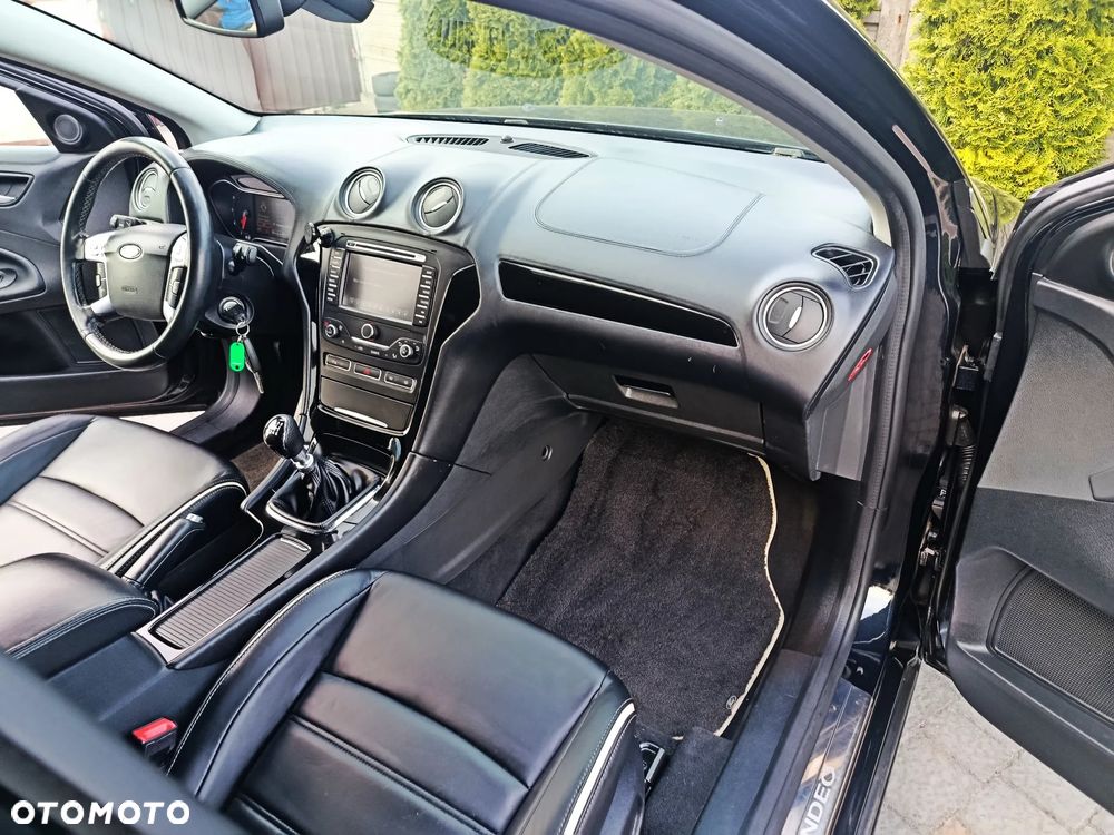 Ford Mondeo 2.0 TDCi Titanium X - 26