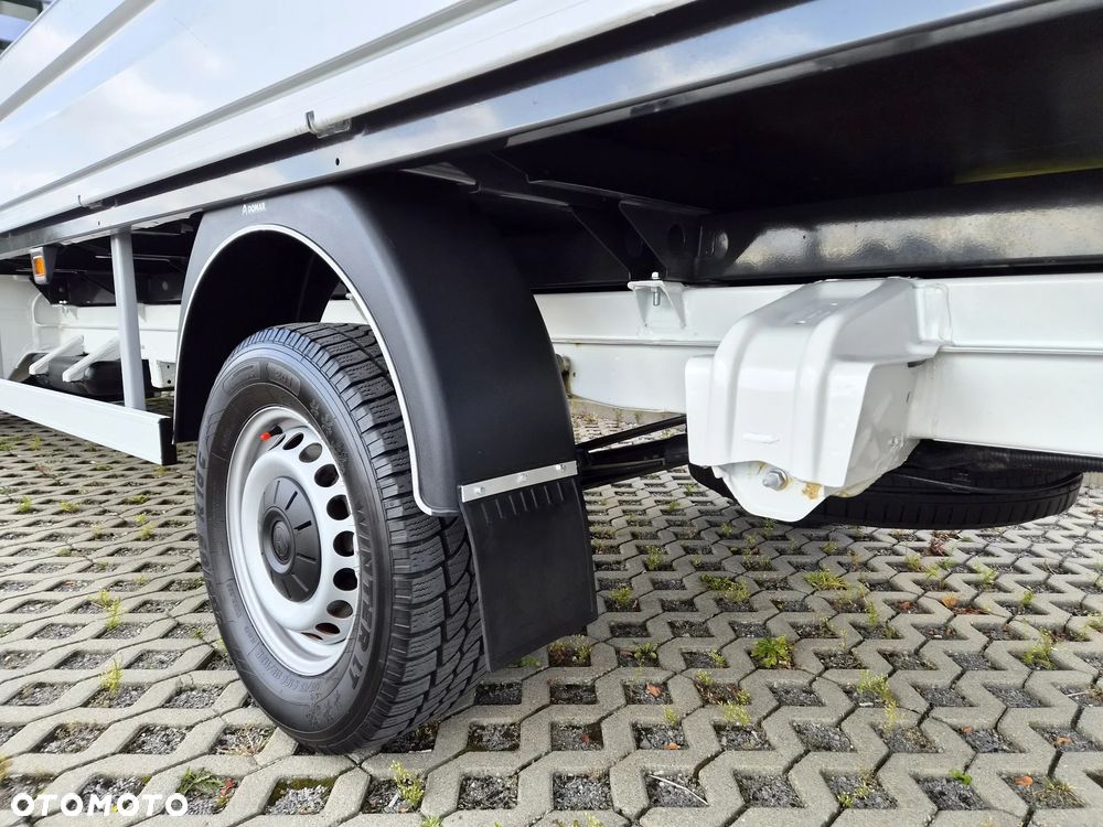Volkswagen Crafter - 21