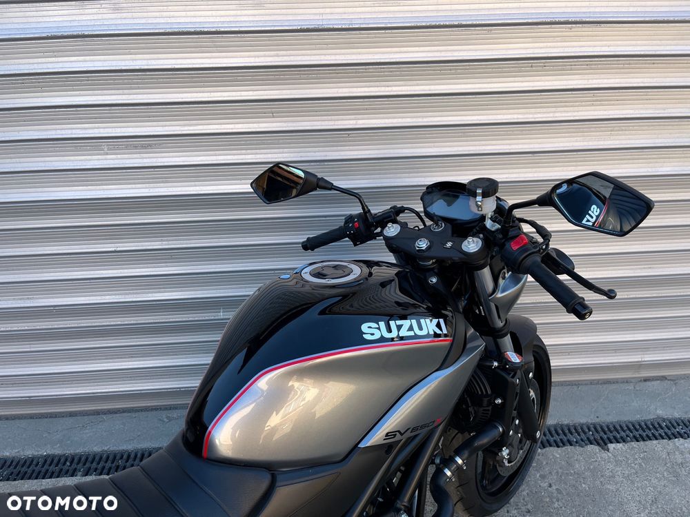 Suzuki SV - 17