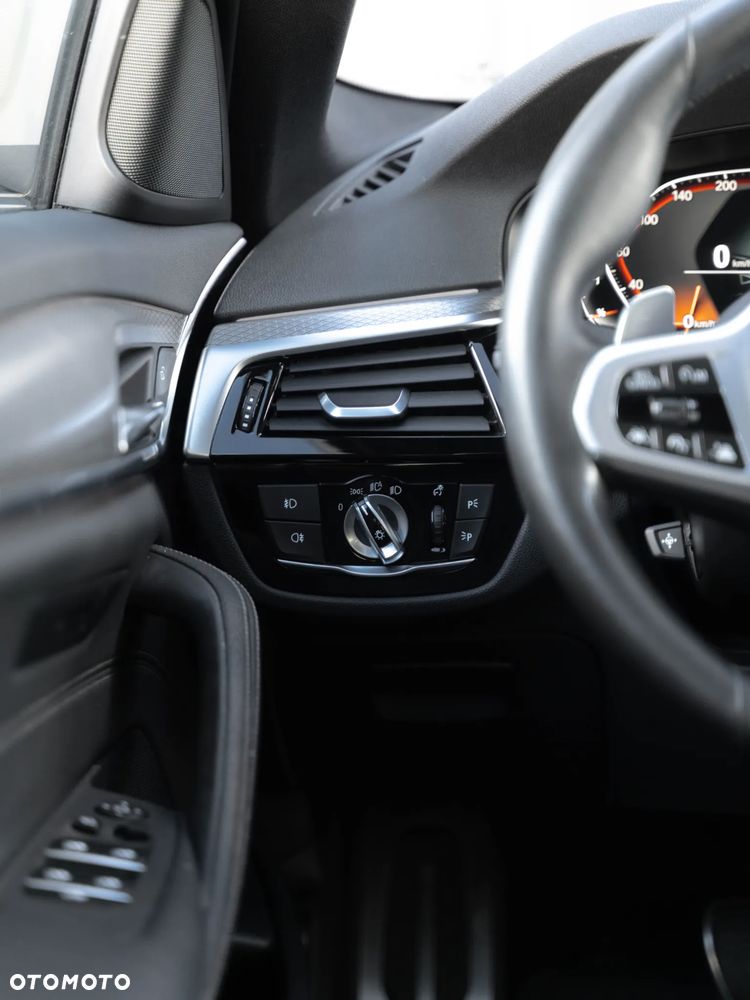 BMW Seria 5 530i xDrive M Sport sport - 26