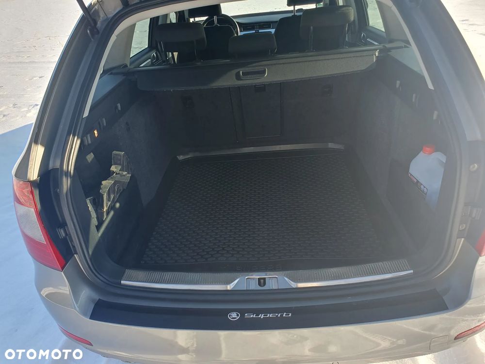 Skoda Superb 2.0 TDI 4x4 Ambition DSG - 13