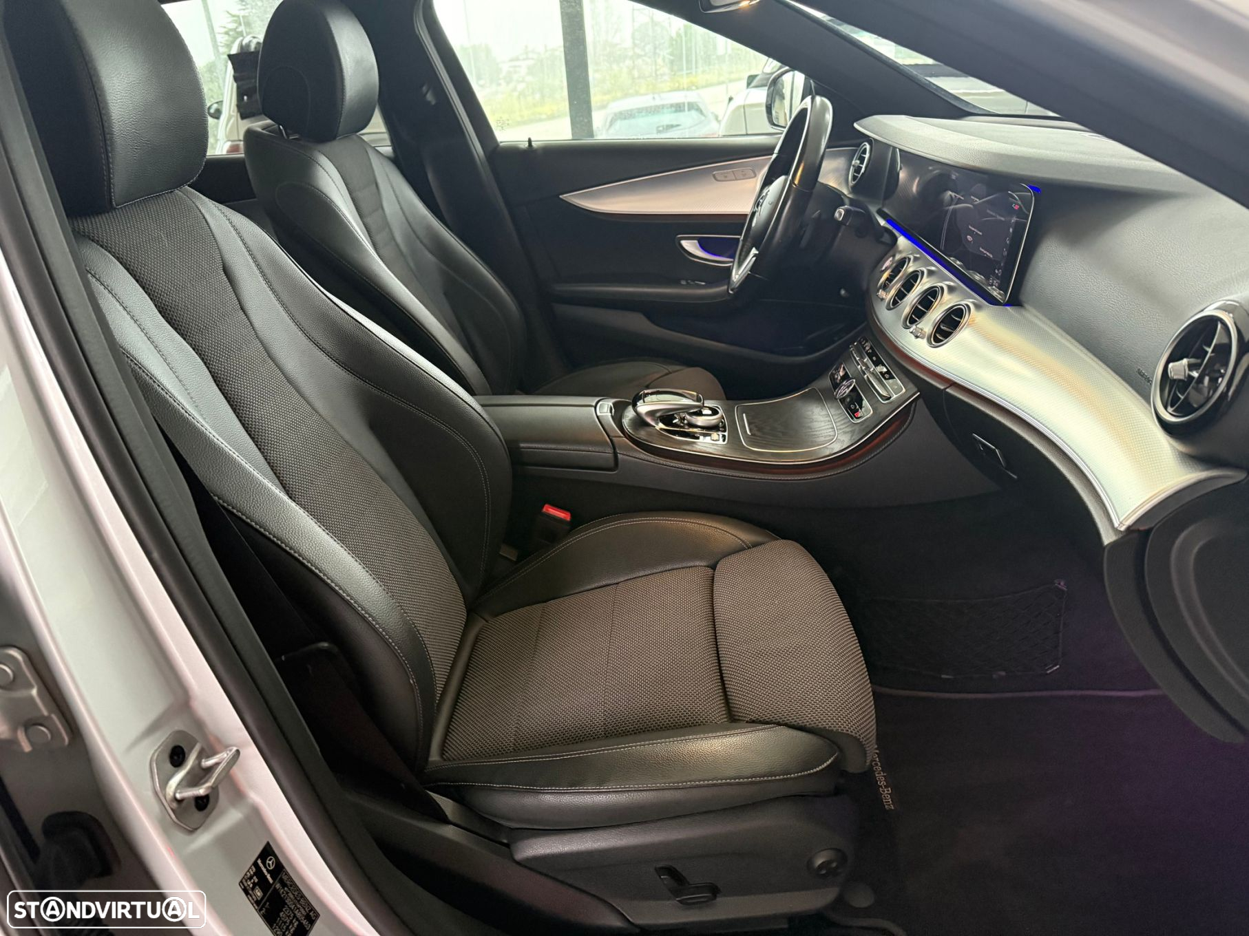 Mercedes-Benz E 220 d Avantgarde - 7
