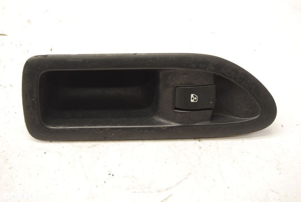 PANEL STEROWANIA SZYBY PRAWY TYŁ 8200016014 RENAULT LAGUNA II - 1