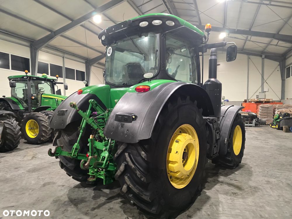 John Deere 7310R - 9