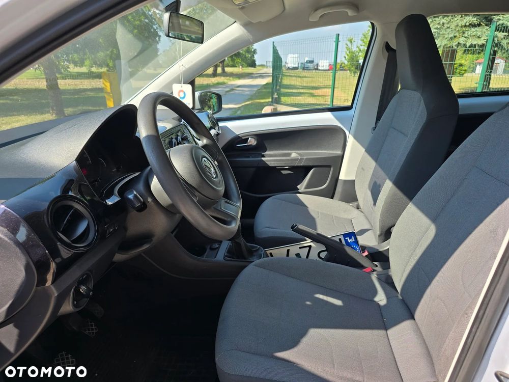 Volkswagen up! - 16