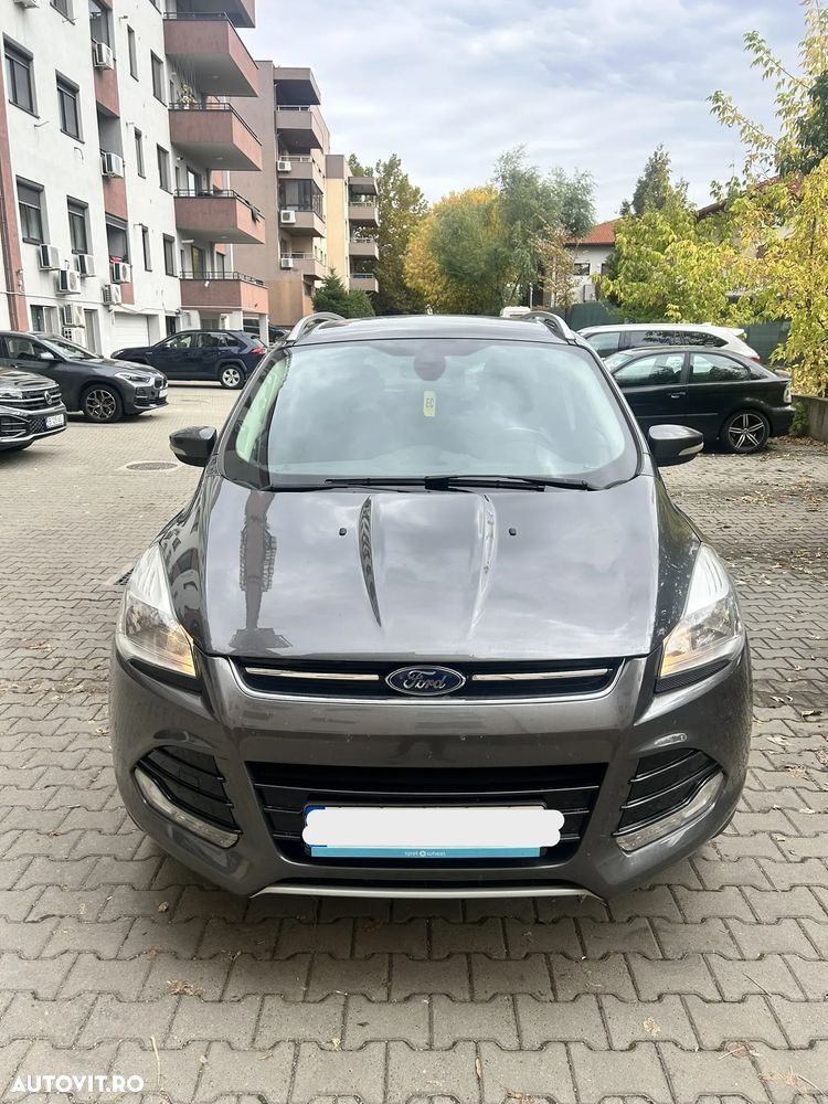Ford Kuga 2.0 TDCi Powershift 4WD Titanium - 3