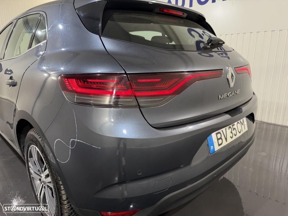 Renault Mégane 1.5 Blue dCi Techno EDC - 9