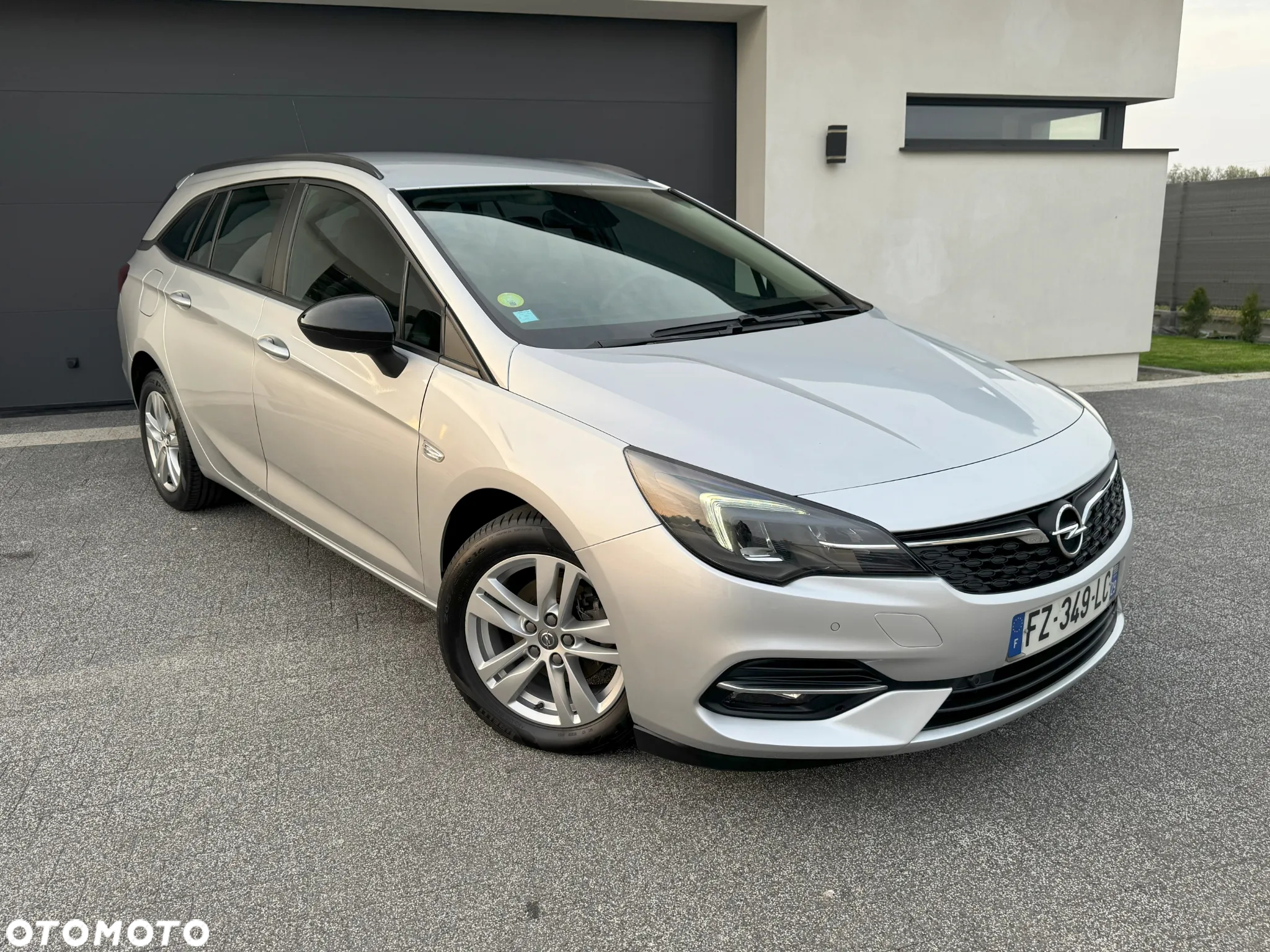 Opel Astra V 1.5 CDTI Edition S&S - 10