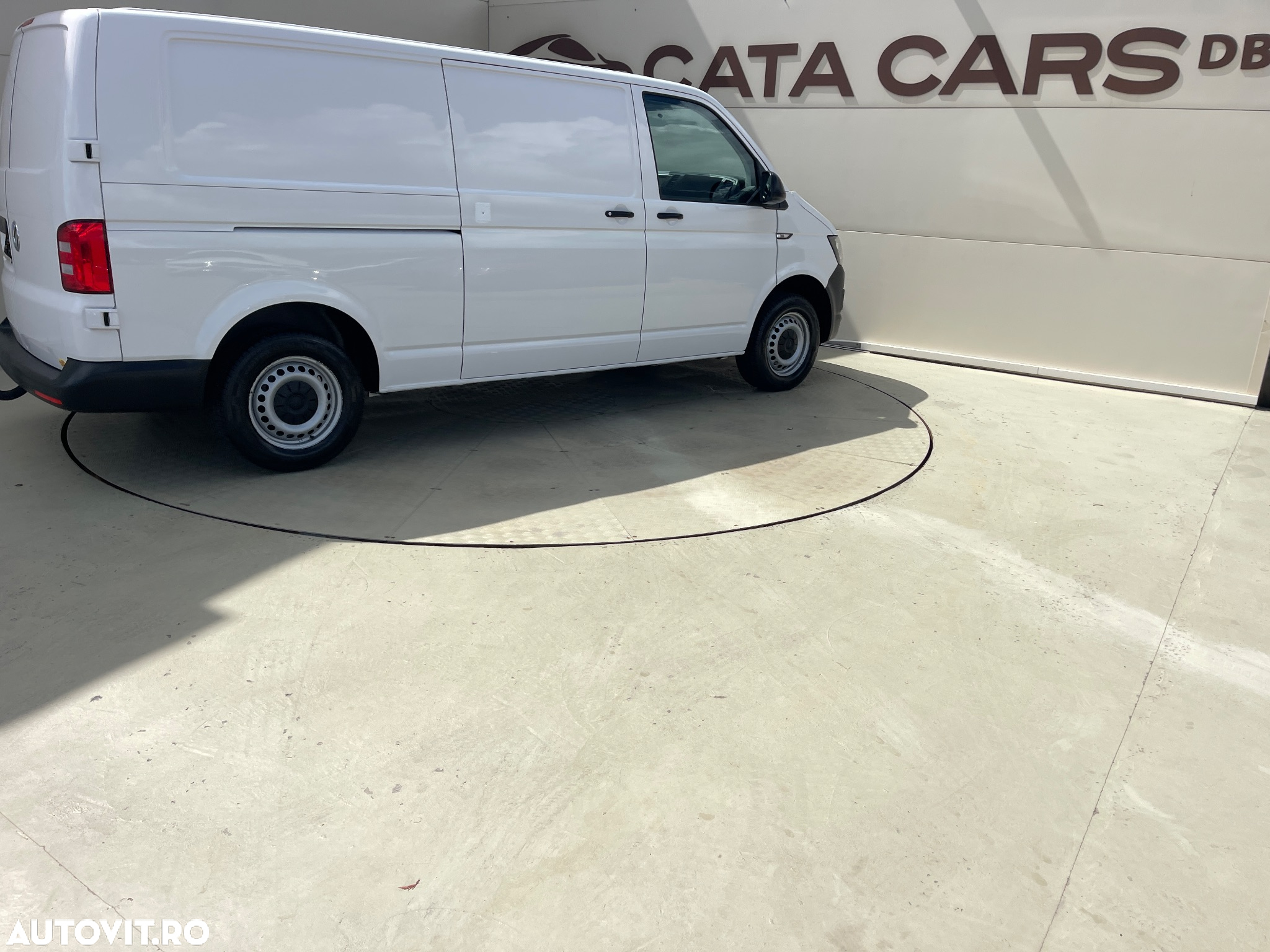 Volkswagen Transporter 2.0TDI  LUNG  2CULISANTE  USI SPATE - 15