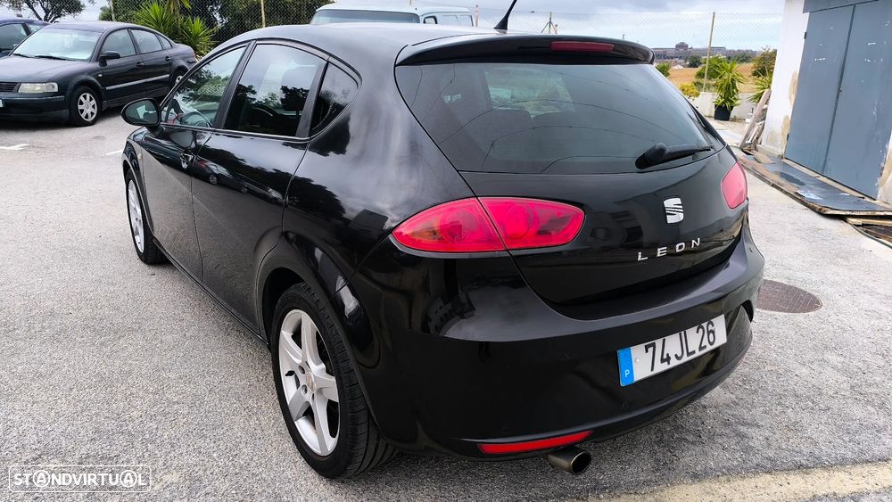 SEAT Leon 1.6 TDI Sport - 18