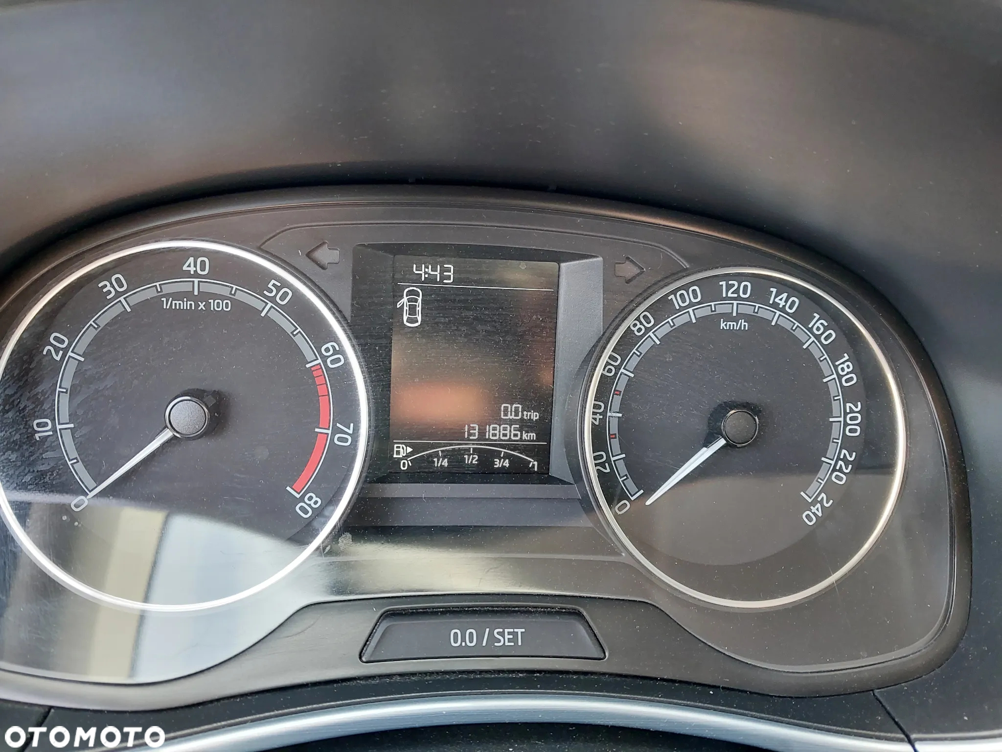 Skoda Fabia 1.0 Ambition - 8