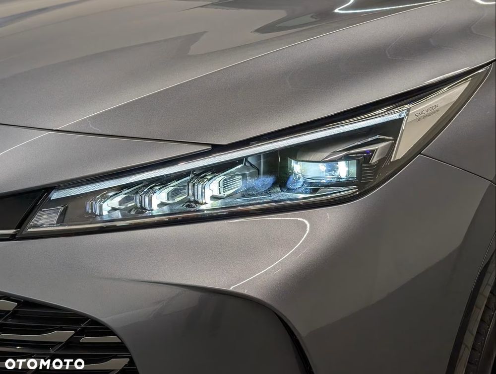 MG HS 1.5 T-GDI Exclusive DCT - 12