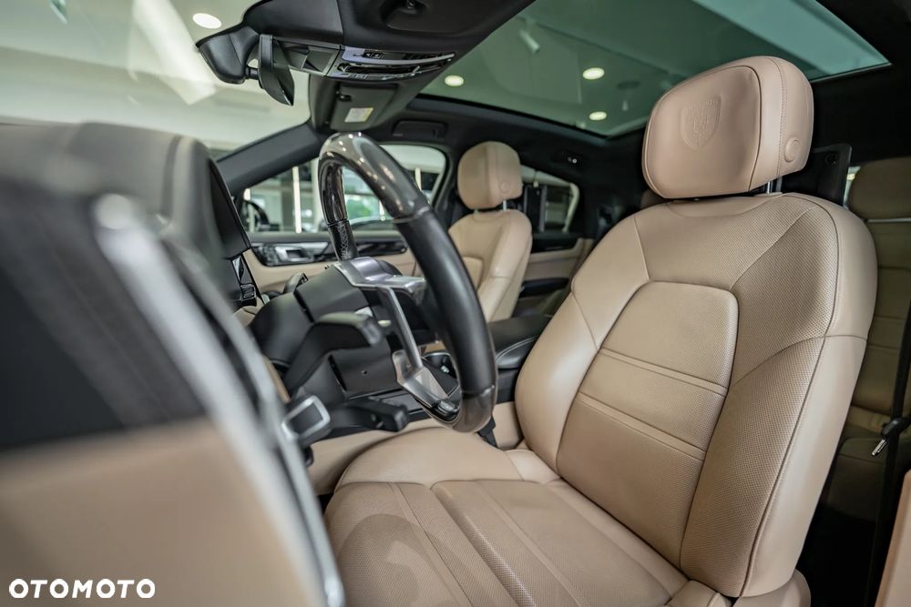 Porsche Cayenne Platinum Edition - 24