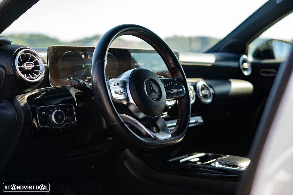 Mercedes-Benz A 35 AMG 4Matic - 15