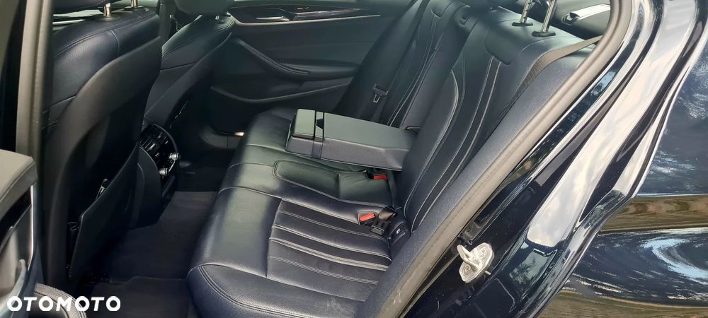 BMW Seria 5 520d xDrive M Sport sport - 19