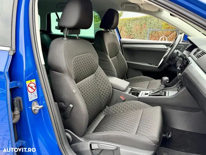 Skoda Superb 2.0 TDI DSG Style - 10