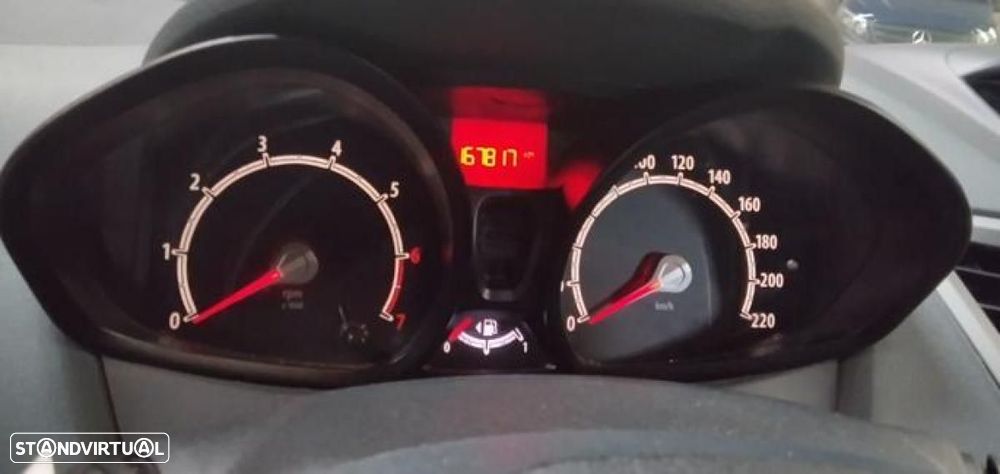 Ford Fiesta - 5
