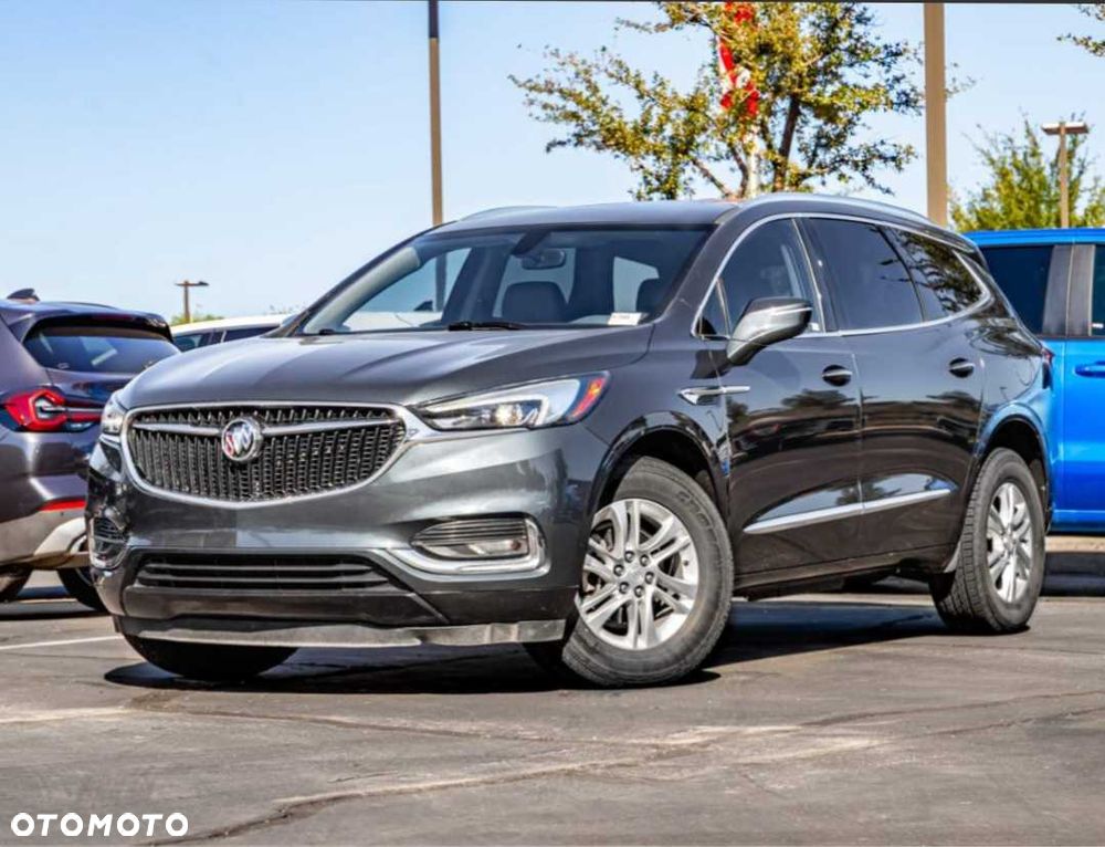 Buick Enclave - 1
