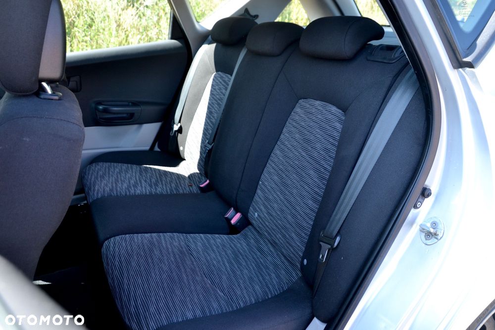 Kia Ceed 1.6 Comfort + - 13