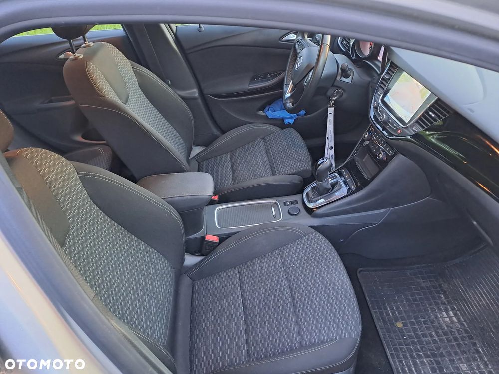 Opel Astra 1.6 D Automatik Start/Stop Dynamic - 12