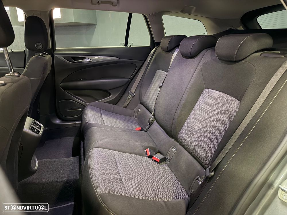 Opel Insignia Sports Tourer 1.6 ECOTEC Selection - 15