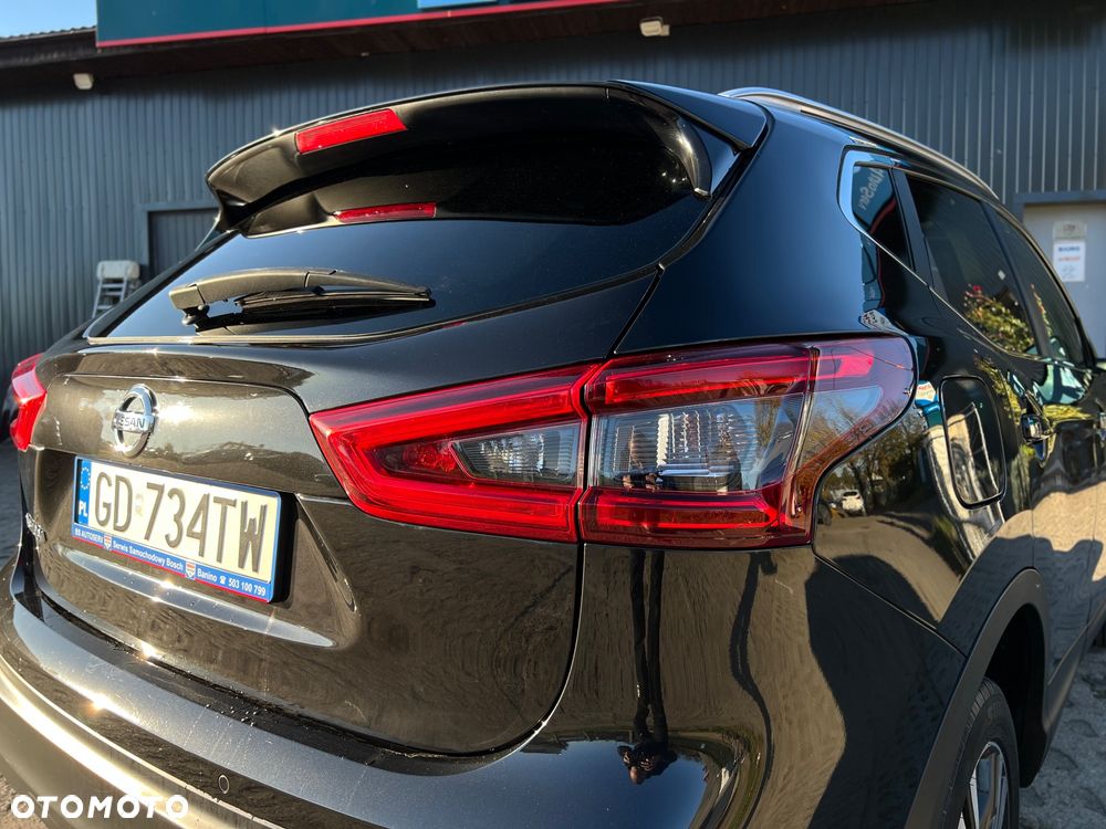 Nissan Qashqai 1.3 DIG-T ACENTA - 17