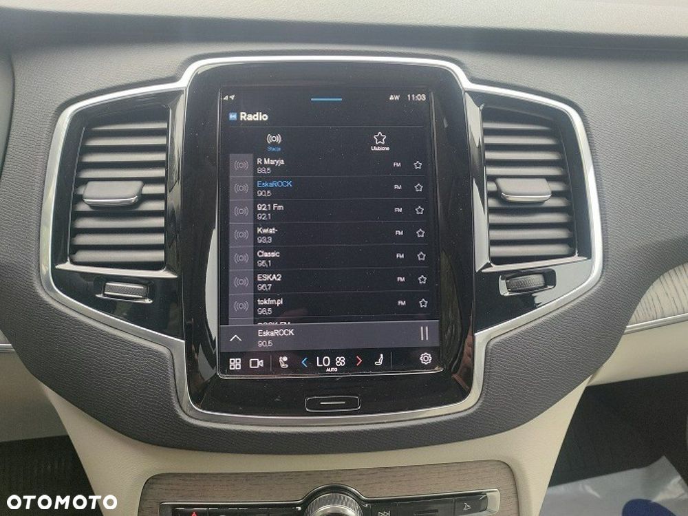 Volvo XC 90 - 32