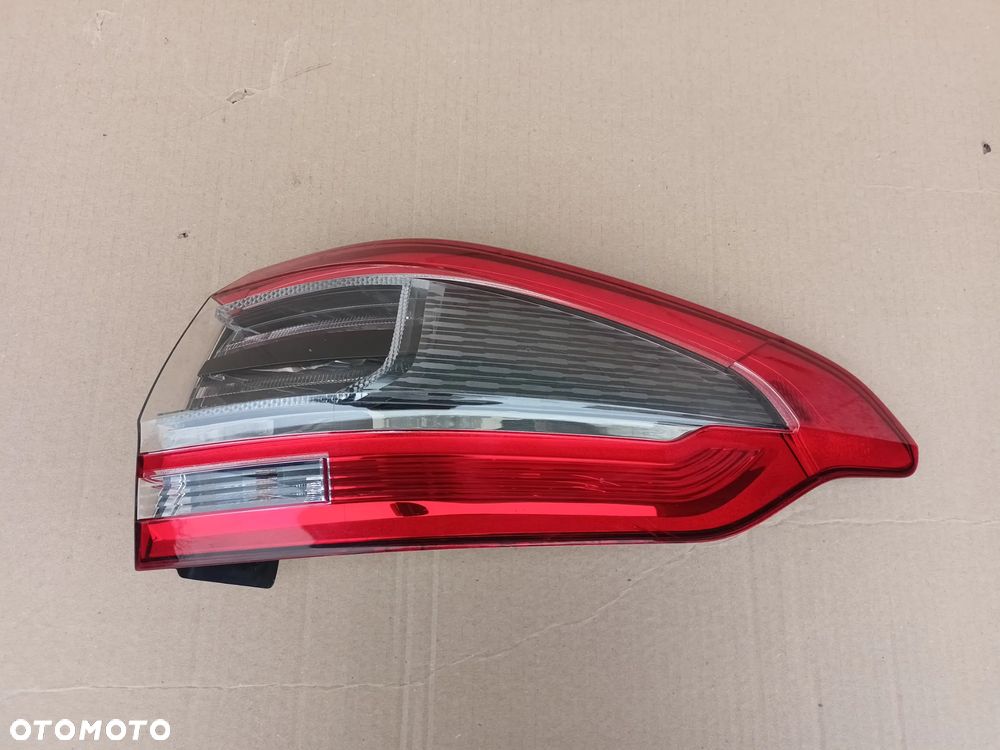 Lampa Prawa Prawy  Tył  W Błotnik karoseryjna  FORD S-MAX MK1 LIFT - 3