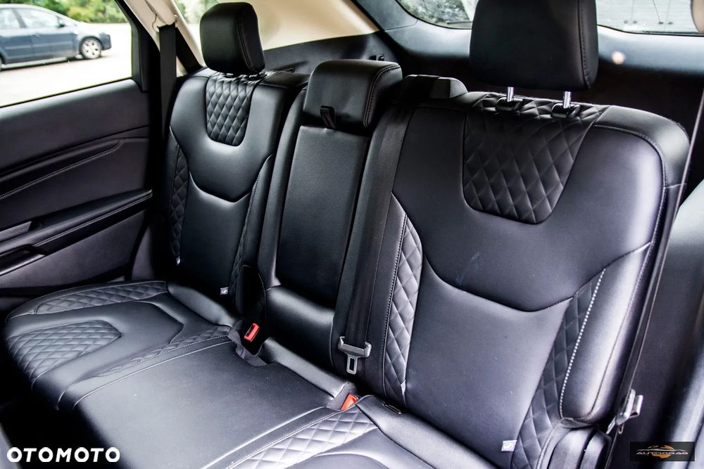 Ford Edge - 26