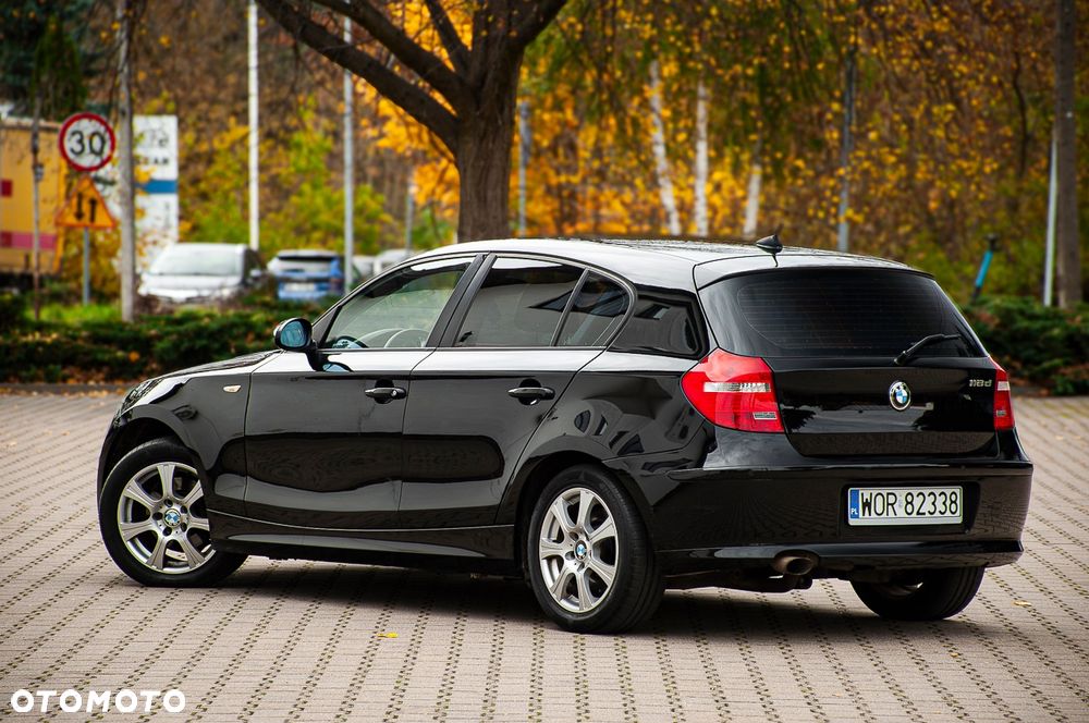BMW Seria 1 118d - 12