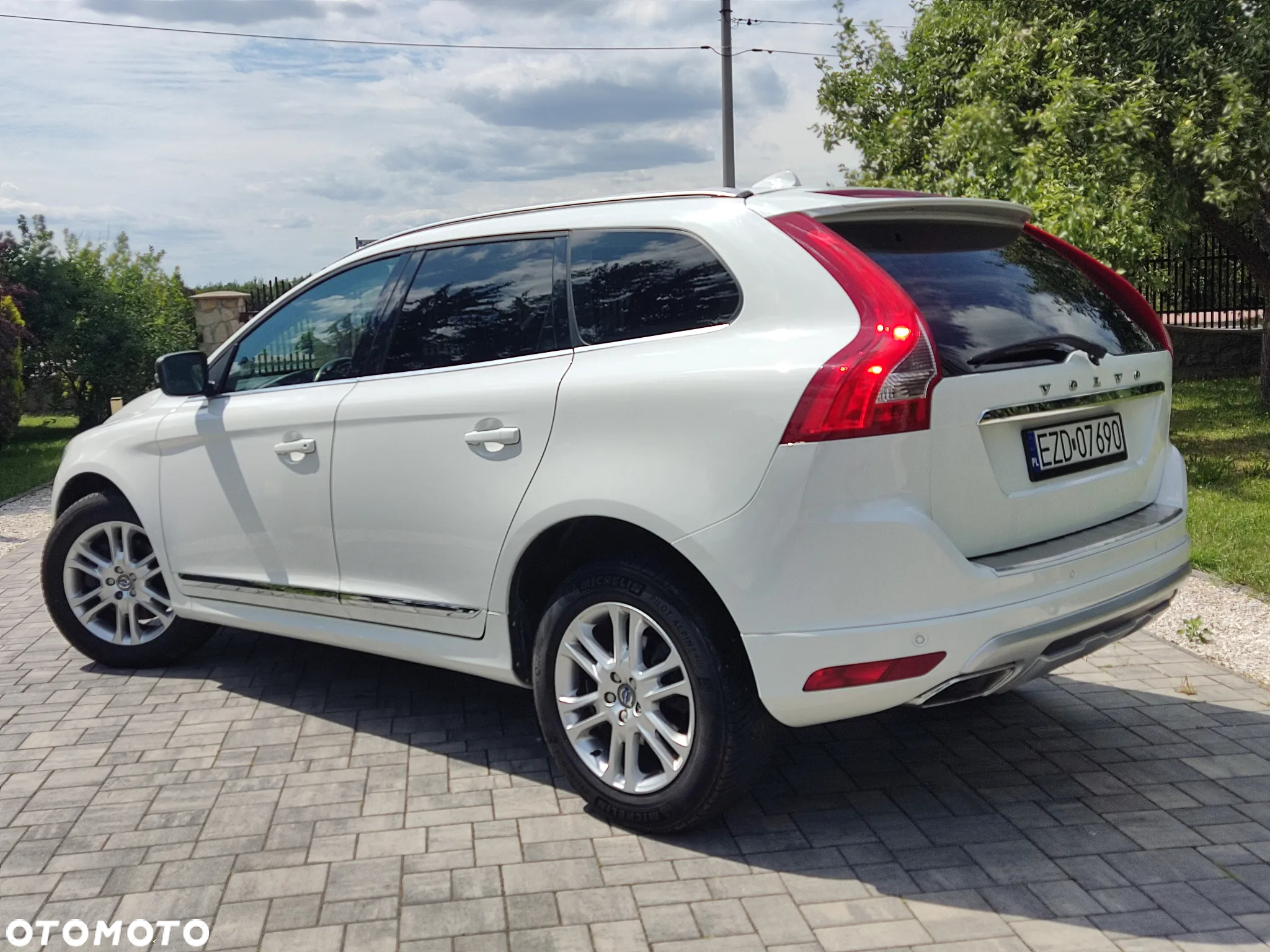 Volvo XC 60 D3 Drive-E Momentum - 6