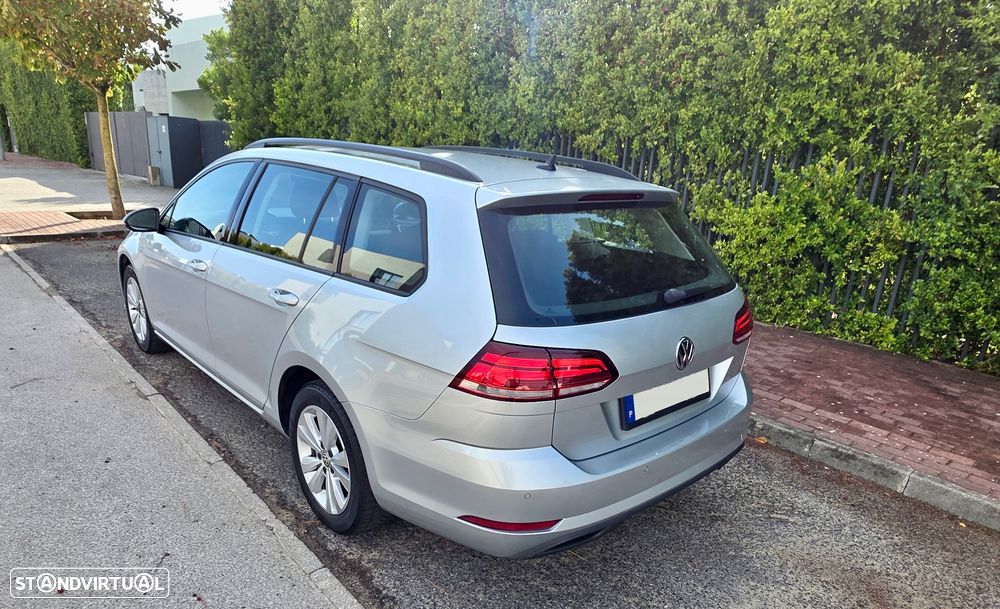 VW Golf Variant 1.6 TDi SCR Comfortline - 6