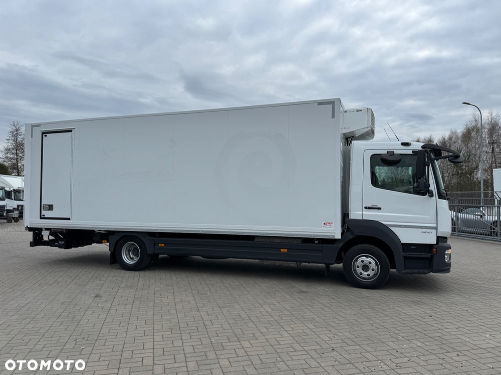 Mercedes-Benz ATEGO 1221 CHŁODNIA 7.3m + WINDA - 2