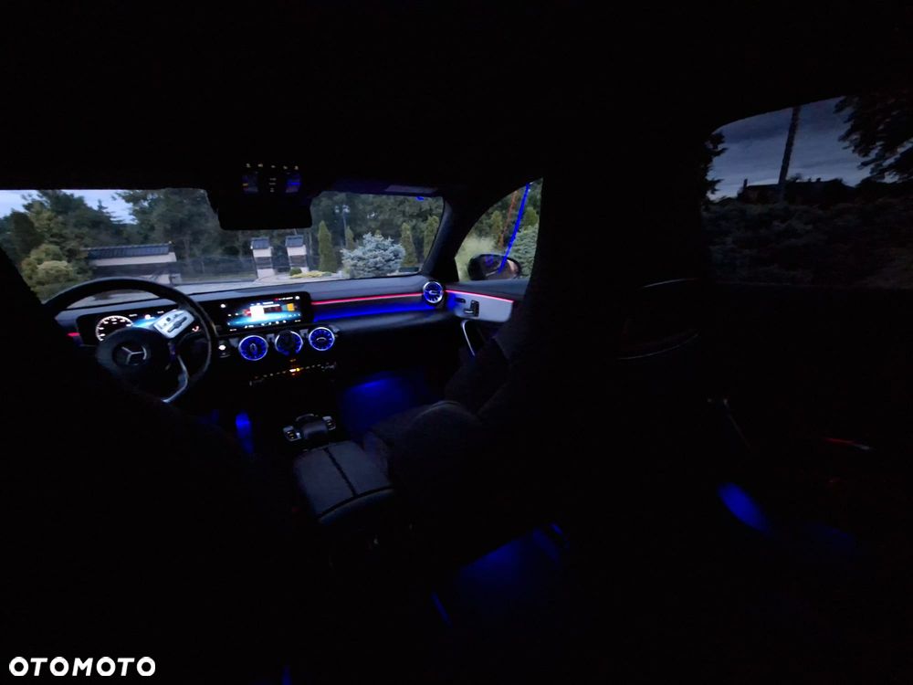 Mercedes-Benz CLA 200 AMG Line 7G-DCT - 13