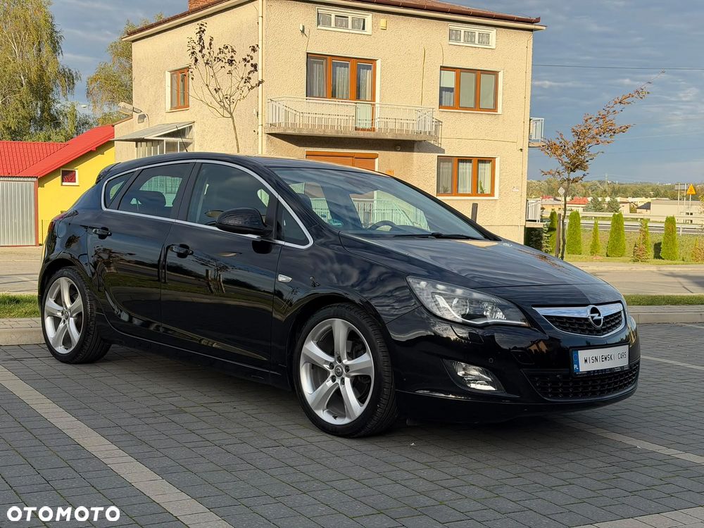 Opel Astra 1.6 Turbo Sport - 2