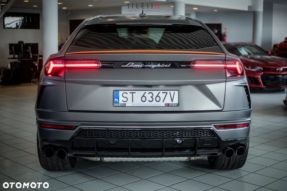 Lamborghini Urus Standard - 5