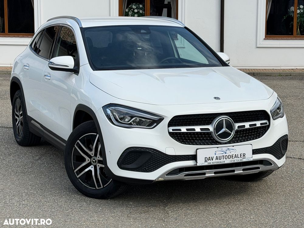Mercedes-Benz GLA 250 e 8G-DCT Special Edition - 10