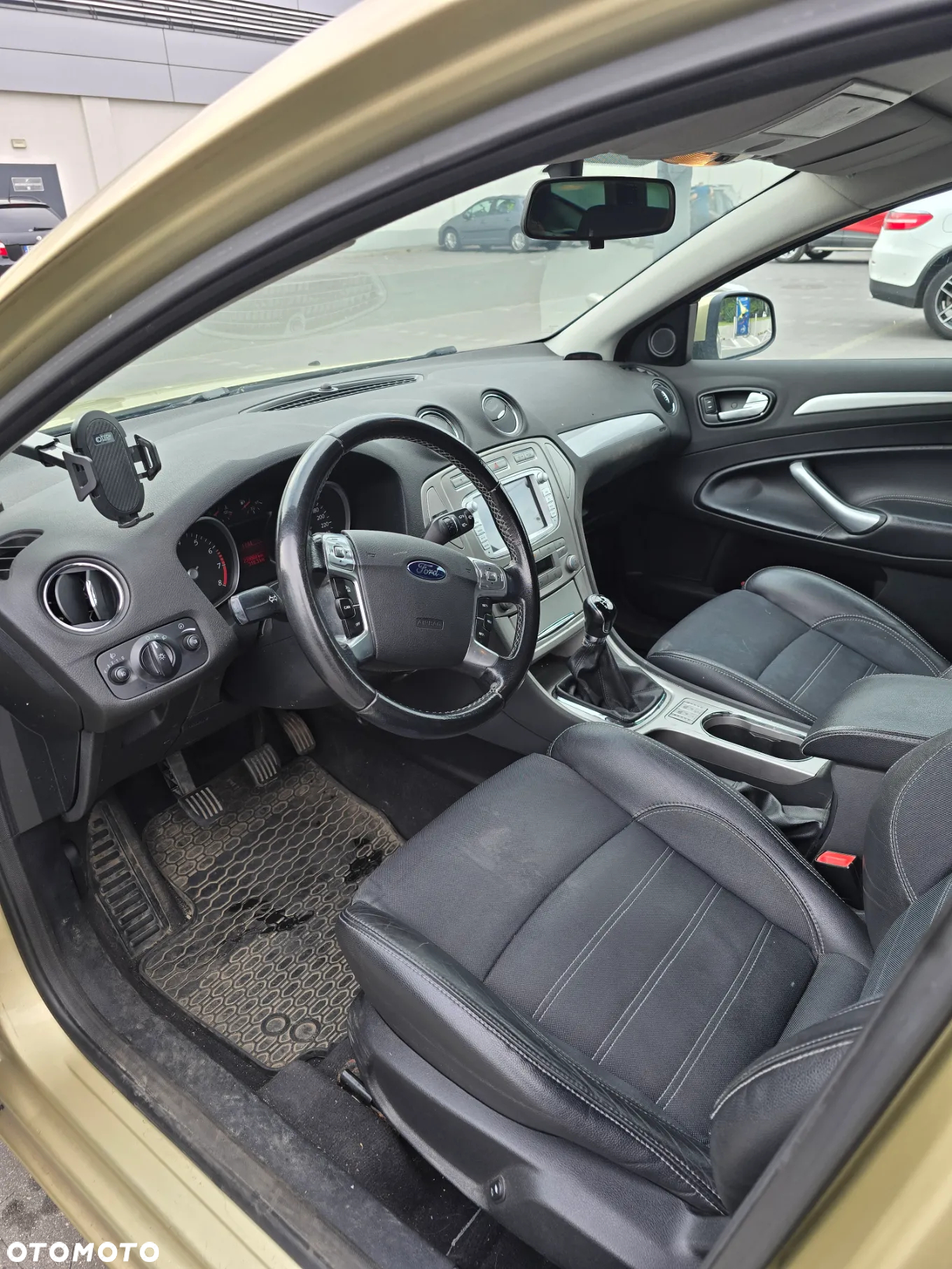 Ford Mondeo - 9