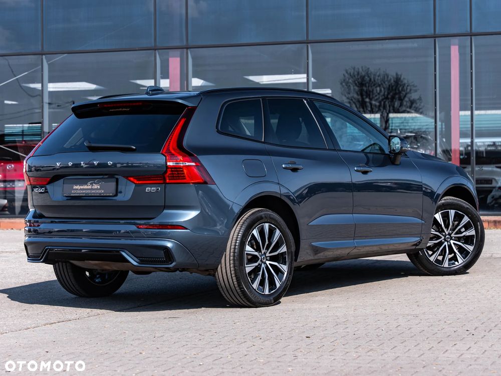 Volvo XC 60 B5 B AWD Plus Dark - 13