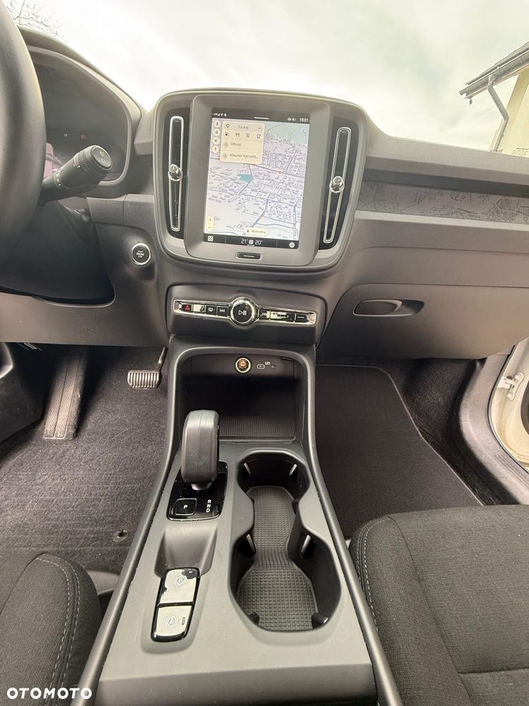 Volvo XC 40 B3 Essential - 14