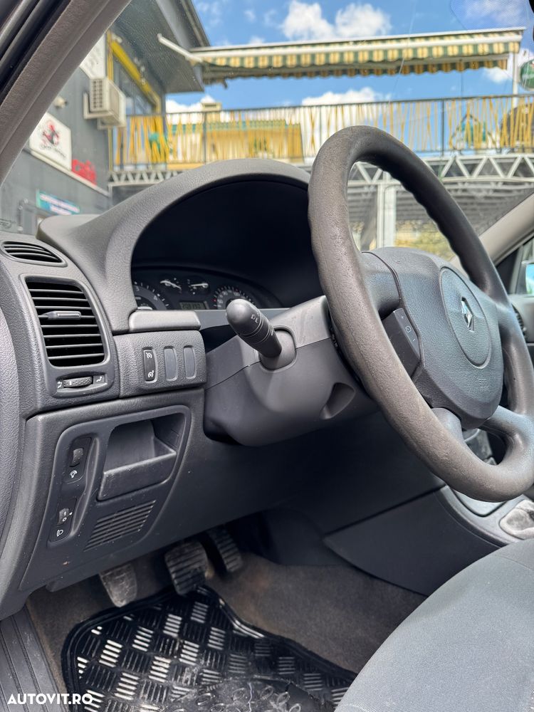 Renault Laguna 1.9 dCi Lux Privilege - 6