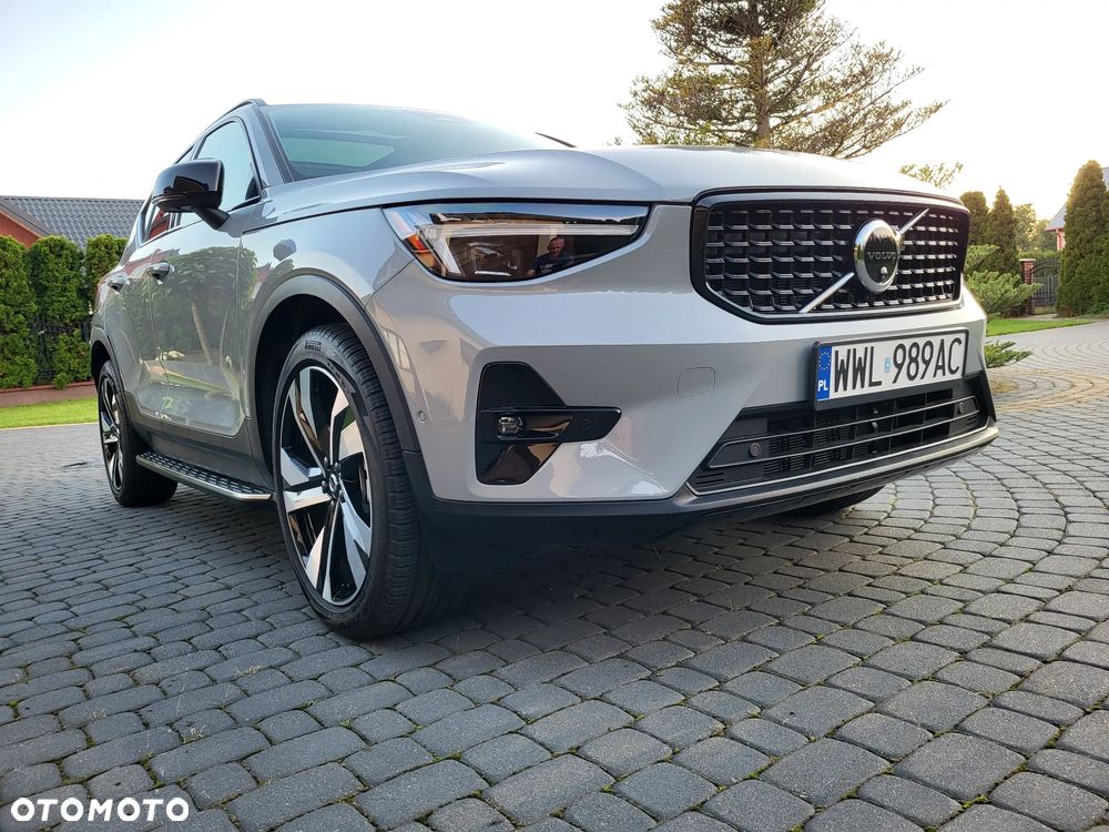Volvo XC 40 B5 AWD Ultimate Dark - 2
