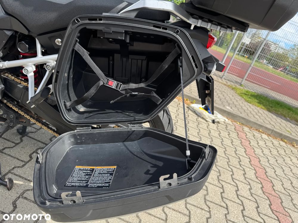 Suzuki DL - 15