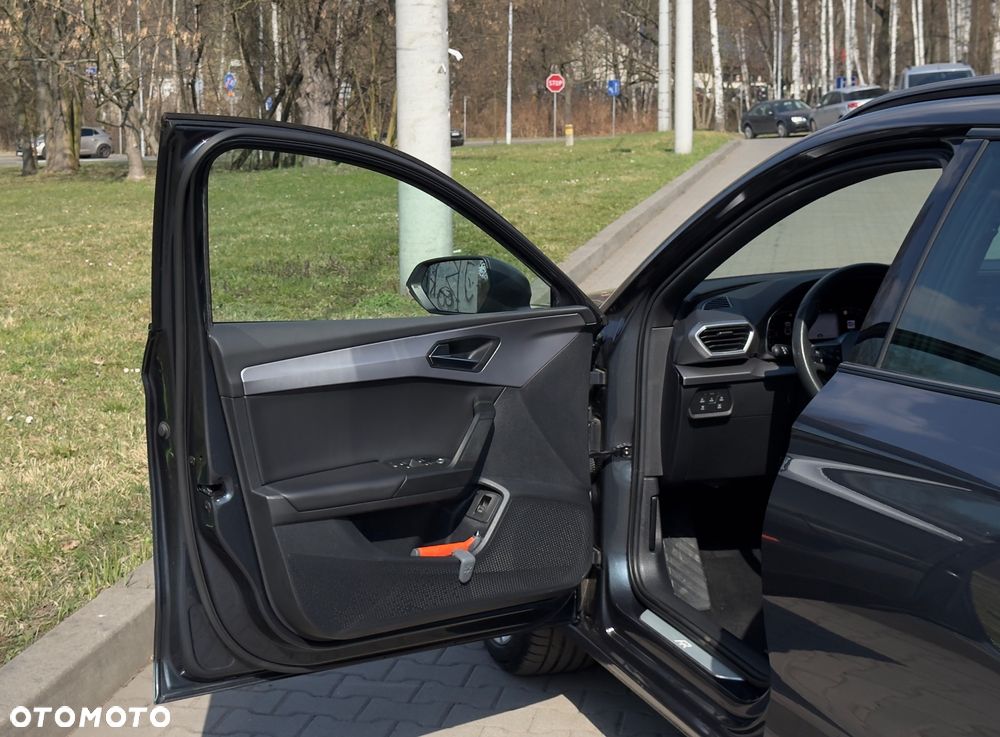 Seat Leon 1.5 eTSI OPF DSG FR Black Edition - 13